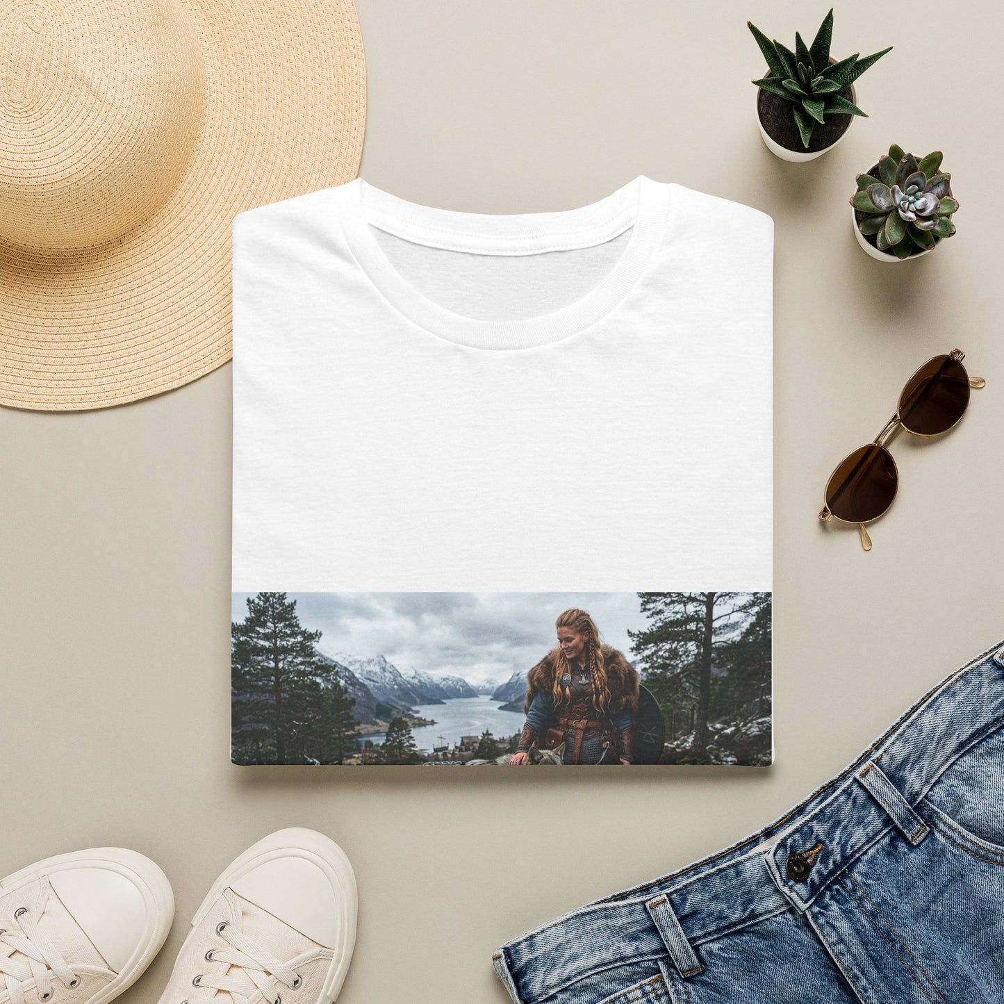 Photo Mountain Adventure T-Shirt — Scenic Hiking Landscape Tee